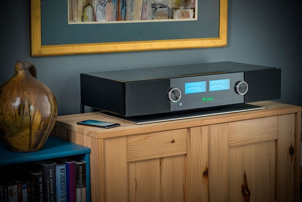 McIntosh RS200 Wireless Loudspeaker System - Jamsticks
