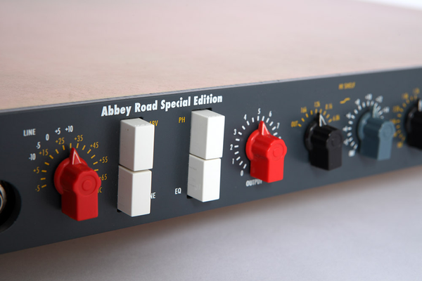 Chandler TG 2 Abbey Road Edition Pre Amplifier - Jamsticks