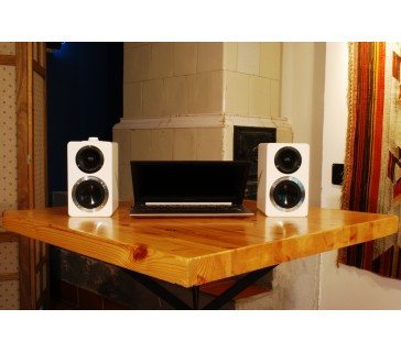 Taga Harmony iMPACT 2.0 Hi-Fi Active Speaker System - Jamsticks